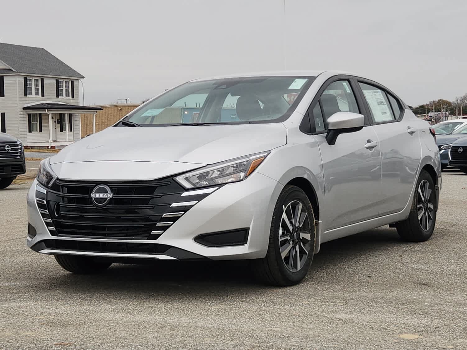 Used 2025 Nissan Versa SV w/ Trunk Package