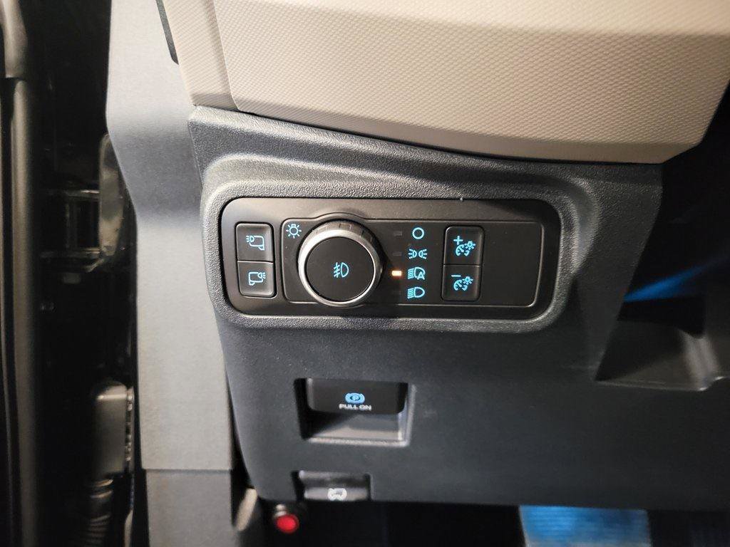 Used 2022 Ford Bronco Wildtrak image 14