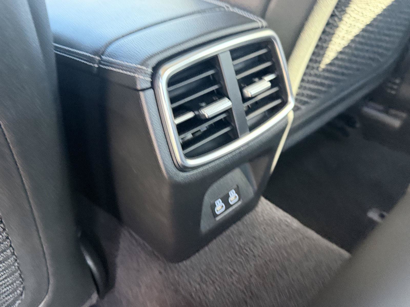 New 2026 Genesis G70 2.5T AWD/4WD image 32