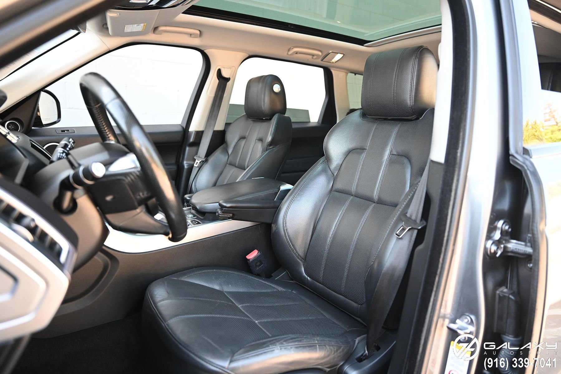 Used 2017 Land Rover Range Rover Sport HSE AWD/4WD image 20