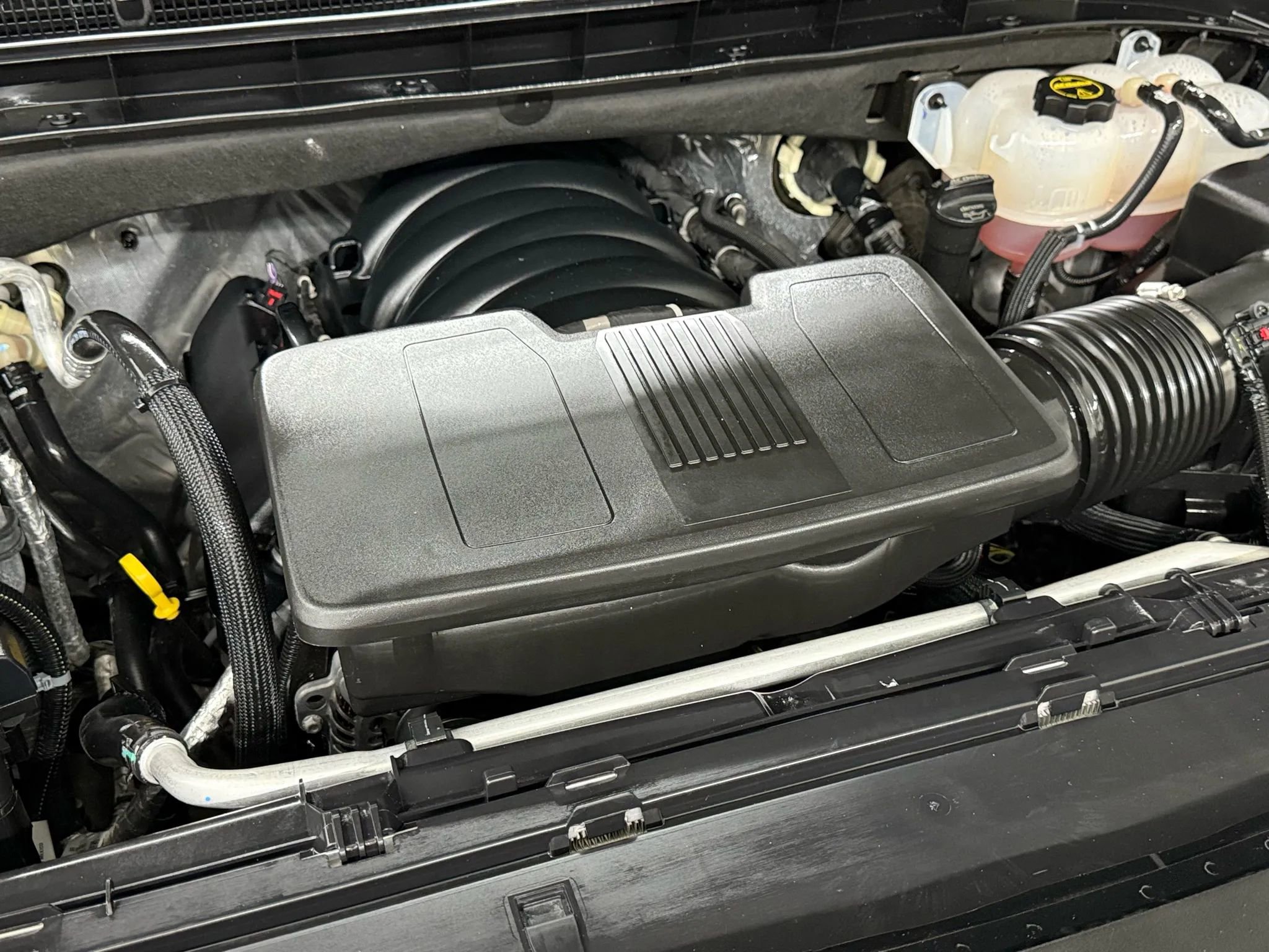 Used 2024 GMC Yukon SLT image 71