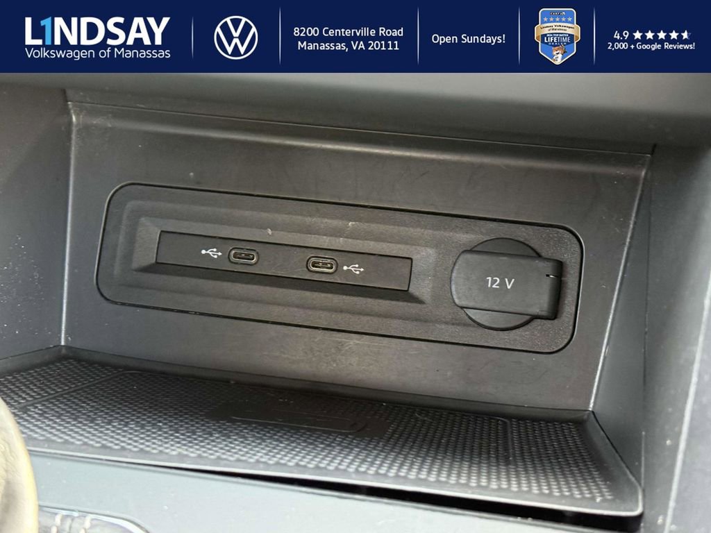 Used 2021 Volkswagen Atlas Cross Sport SE image 17