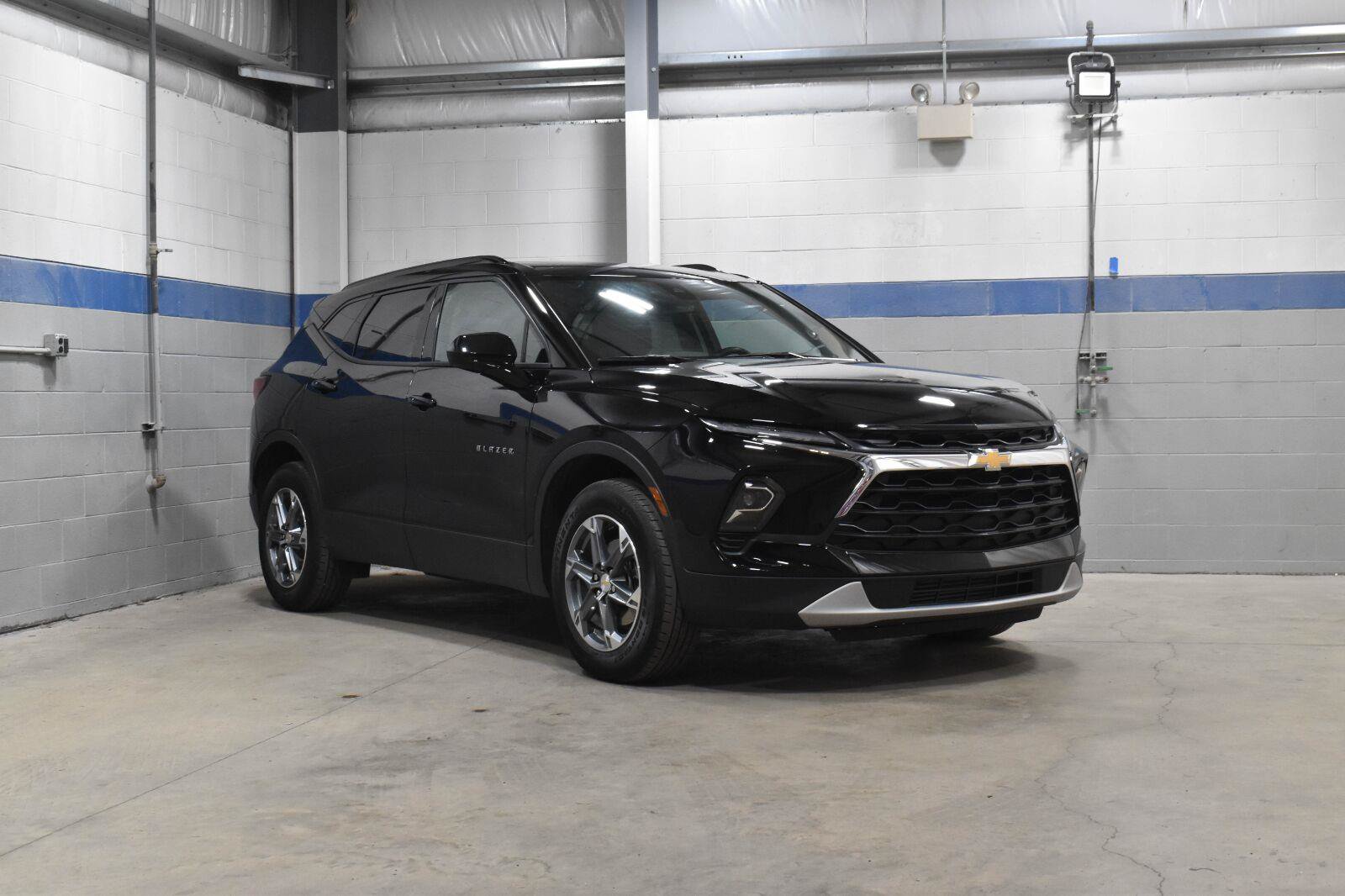 Used 2024 Chevrolet Blazer LT w/ Convenience Package AWD/4WD image 28