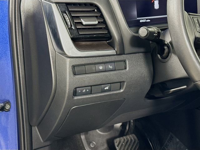 Used 2022 Nissan Rogue Platinum w/ Head-Up Display Package image 10