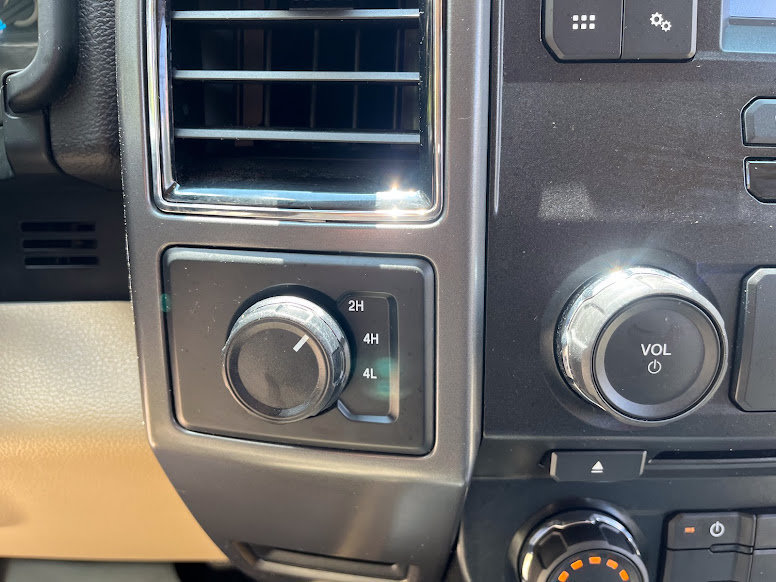 Used 2018 Ford F150 XLT w/ Equipment Group 301A Mid AWD/4WD image 18