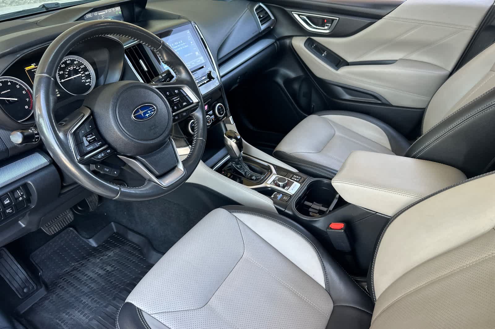 Used 2019 Subaru Forester Limited w/ Popular Package #3 AWD/4WD image 9