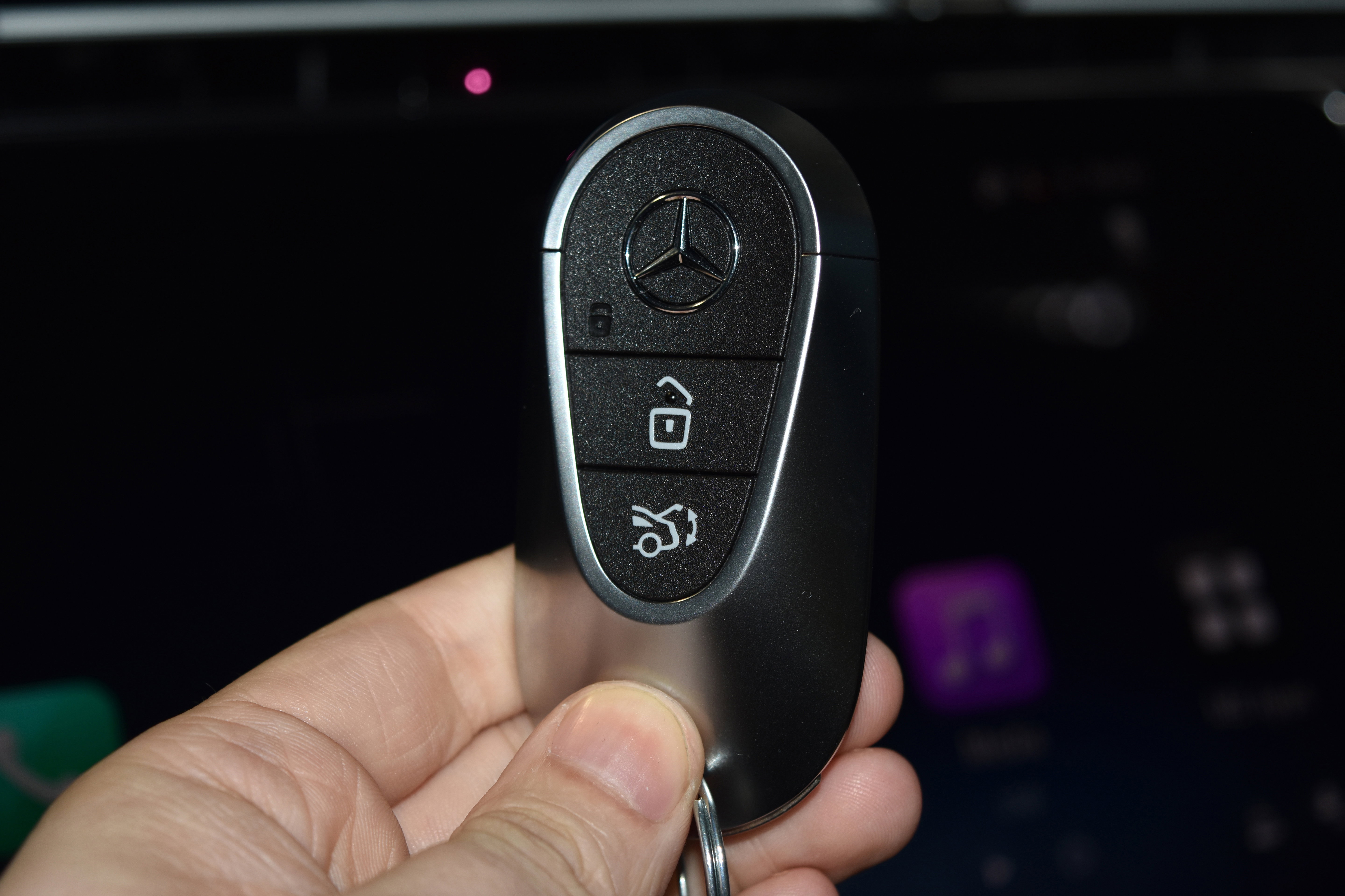 New 2026 Mercedes-Benz E 350 4MATIC Sedan image 12