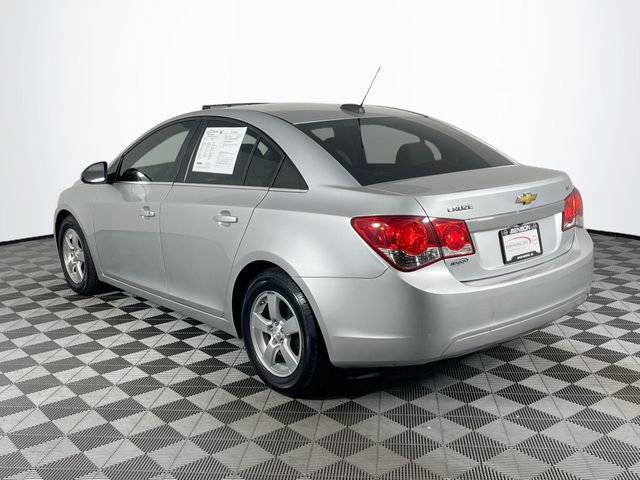 Used 2015 Chevrolet Cruze LT w/ Sun And Sound Package FWD image 6