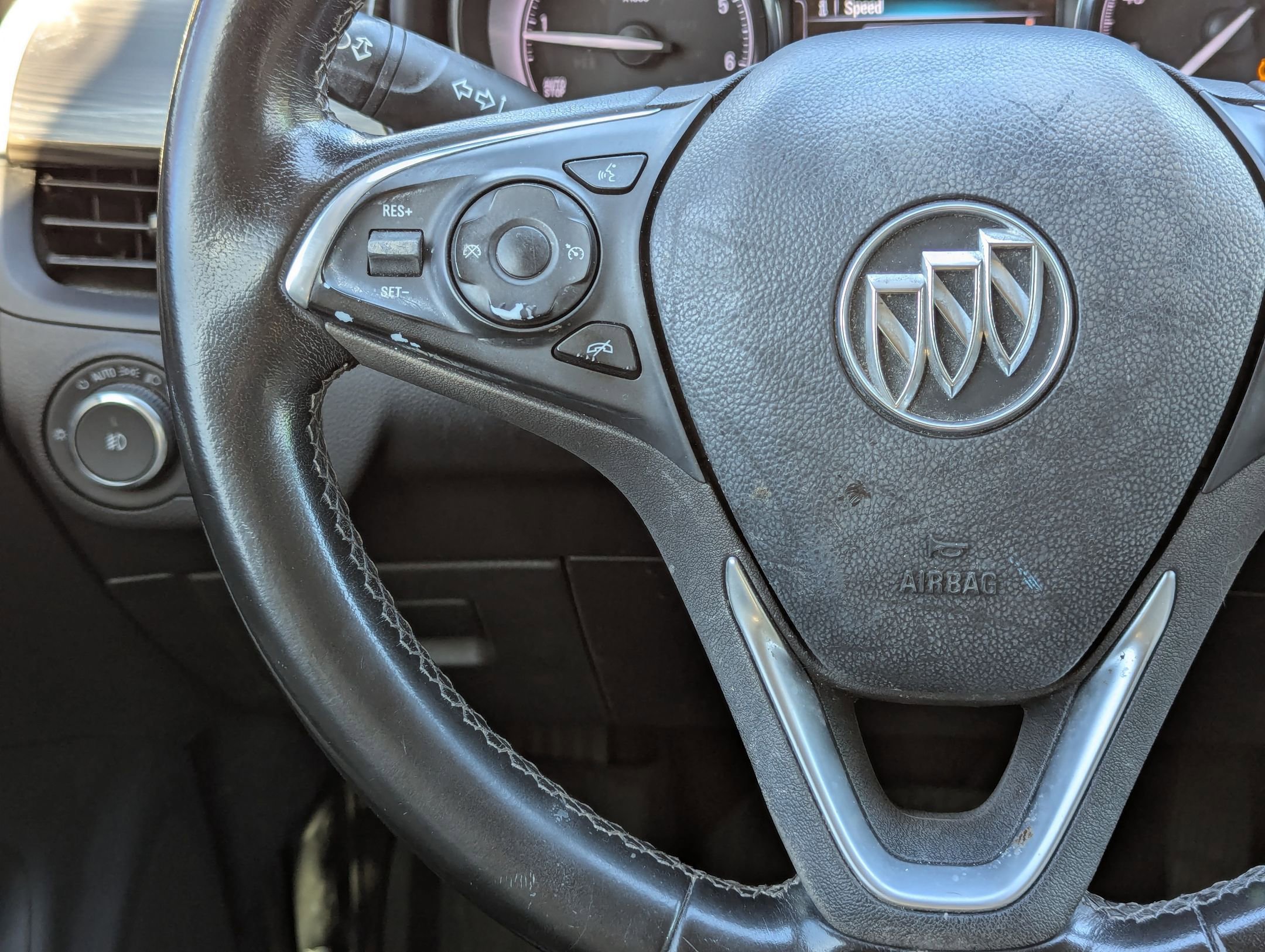 Used 2020 Buick Envision Preferred w/ LPO, Cargo Package image 16