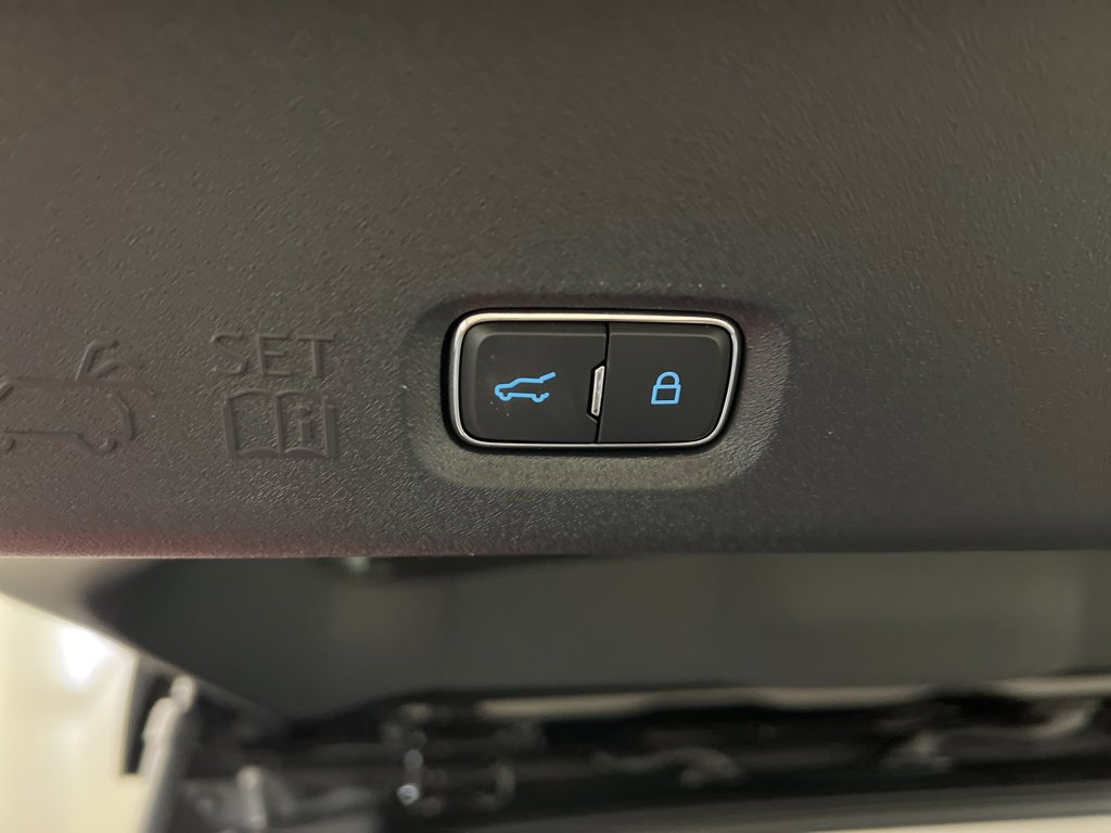 New 2025 Ford Expedition Active image 42