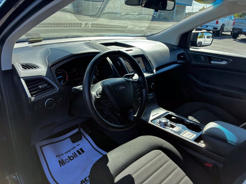 Used 2020 Ford Edge SE AWD/4WD image 9