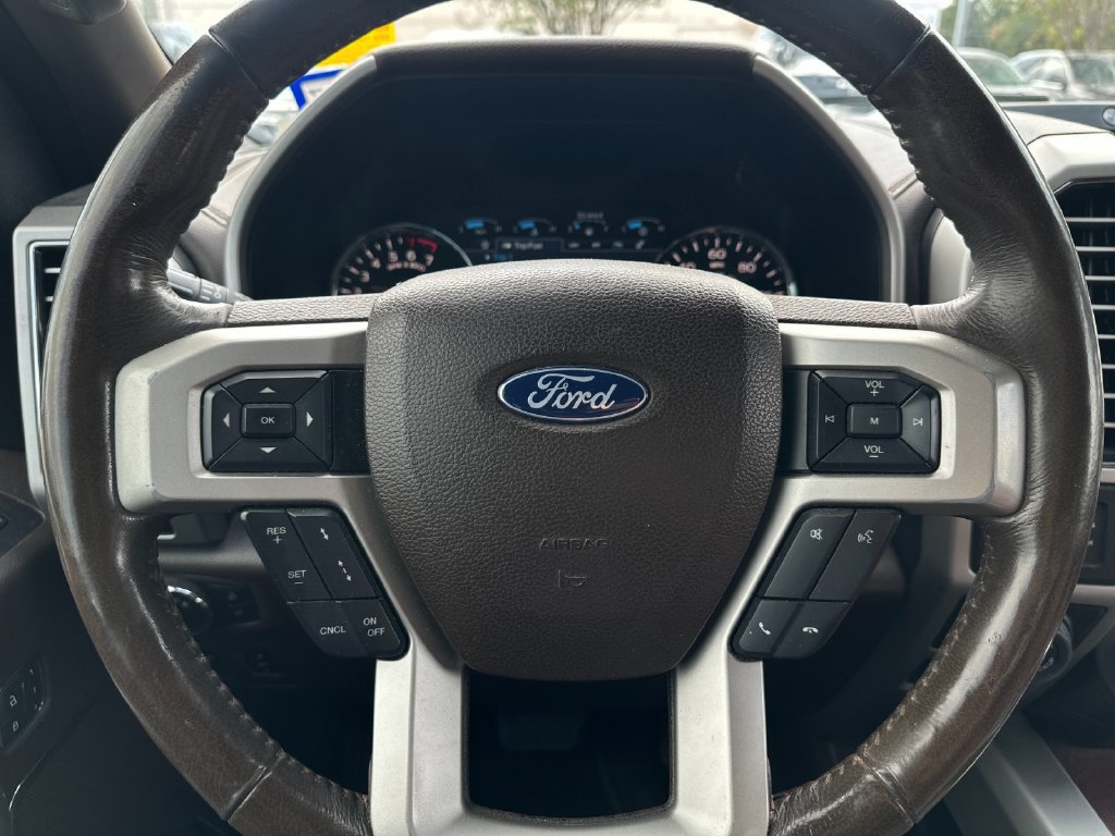 Used 2018 Ford F150 King Ranch w/ Equipment Group 601A Luxury AWD/4WD image 22