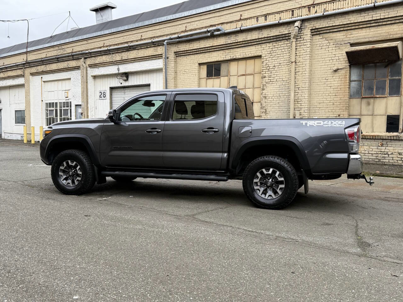 Used 2020 Toyota Tacoma TRD Off-Road w/ Blackout Package image 5