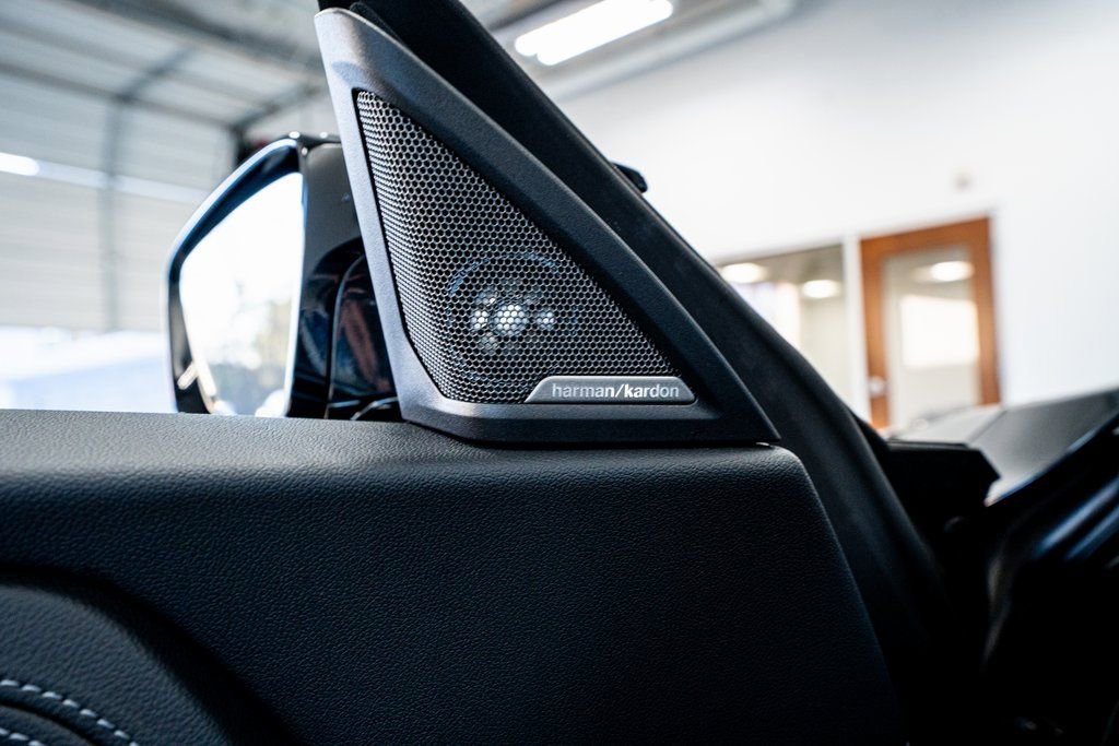 Used 2023 BMW M2 w/ Lighting Package image 37