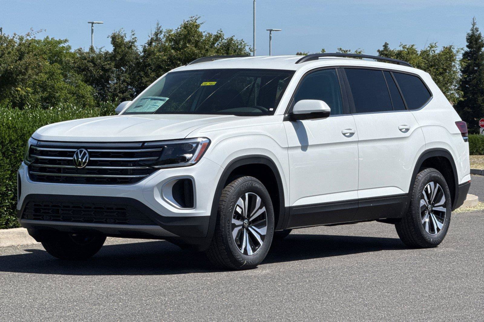 New 2026 Volkswagen Atlas SE FWD image 7