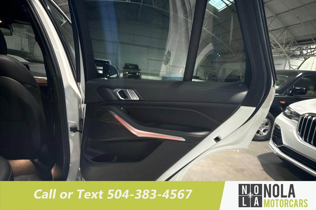 Used 2023 BMW X5 sDrive40i w/ M Sport Package image 27