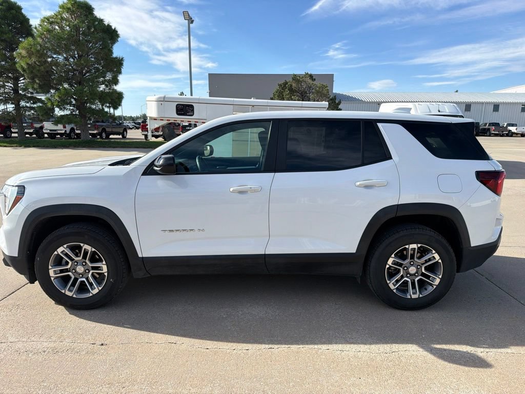 Used 2026 GMC Terrain Elevation AWD/4WD image 2