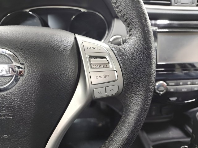 Used 2015 Nissan Rogue SL w/ SL Premium Package image 30