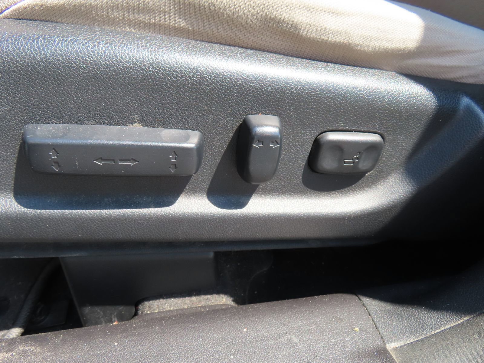 Used 2015 Honda CR-V EX image 28