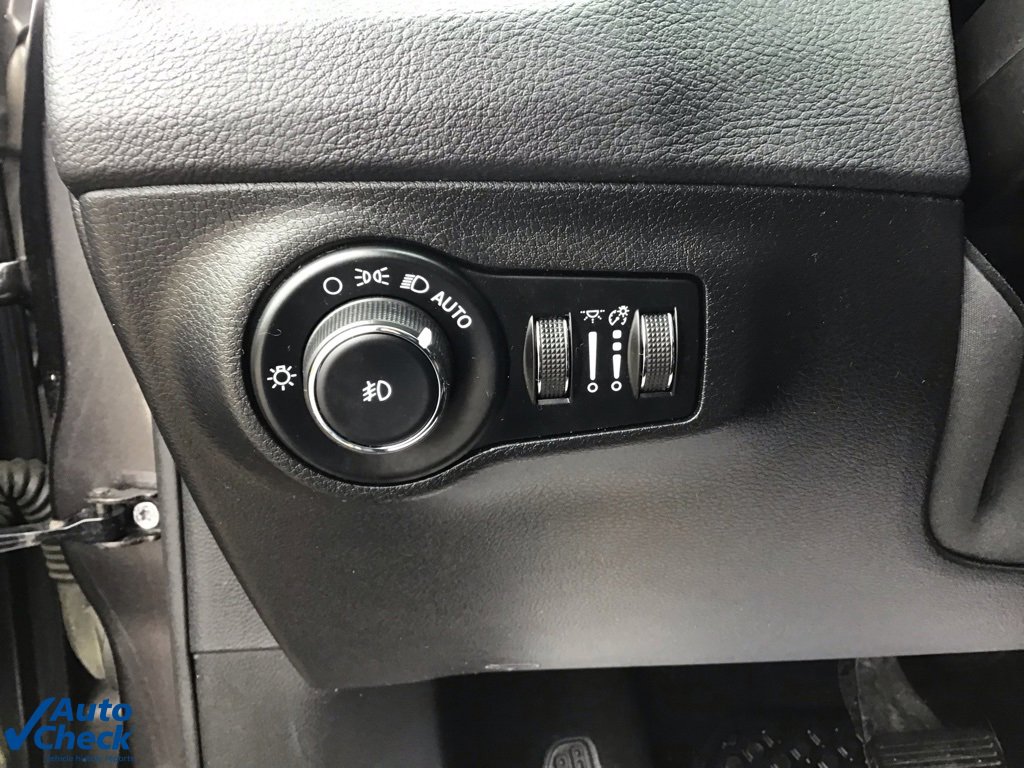 Used 2020 Jeep Compass Latitude w/ Popular Equipment Group image 35