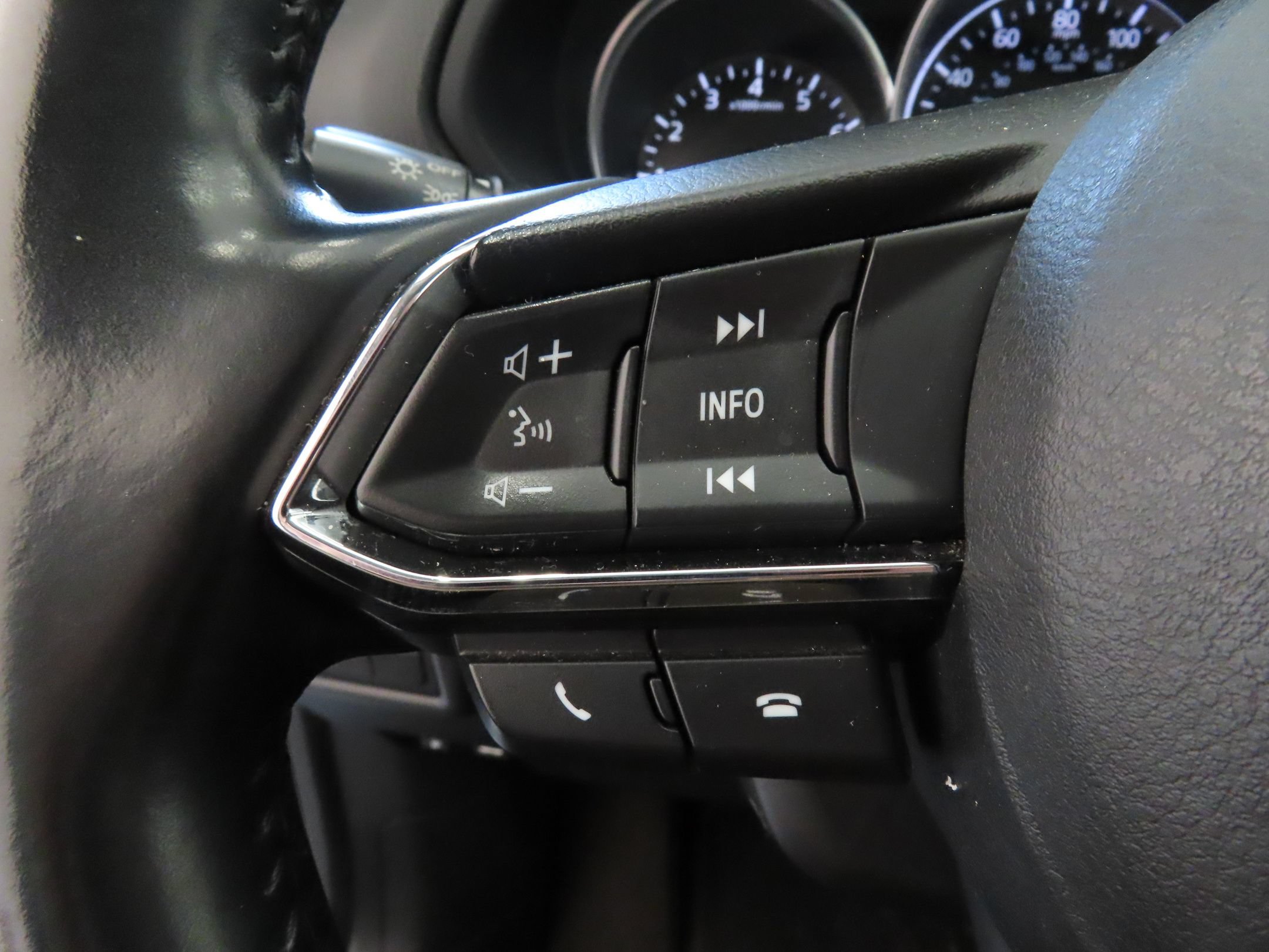 Used 2019 MAZDA CX-5 Sport FWD image 14