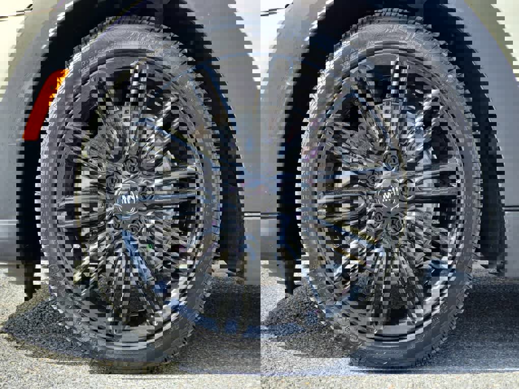 Used 2023 MINI Cooper S image 6