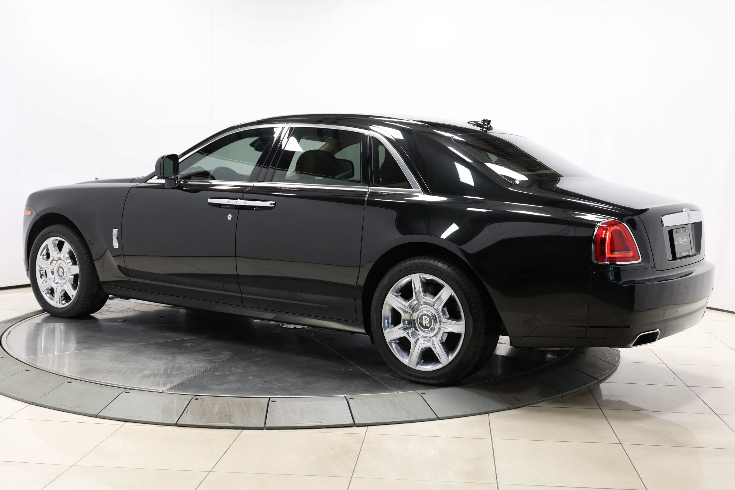 Used 2011 Rolls-Royce Ghost Sedan 4D image 56