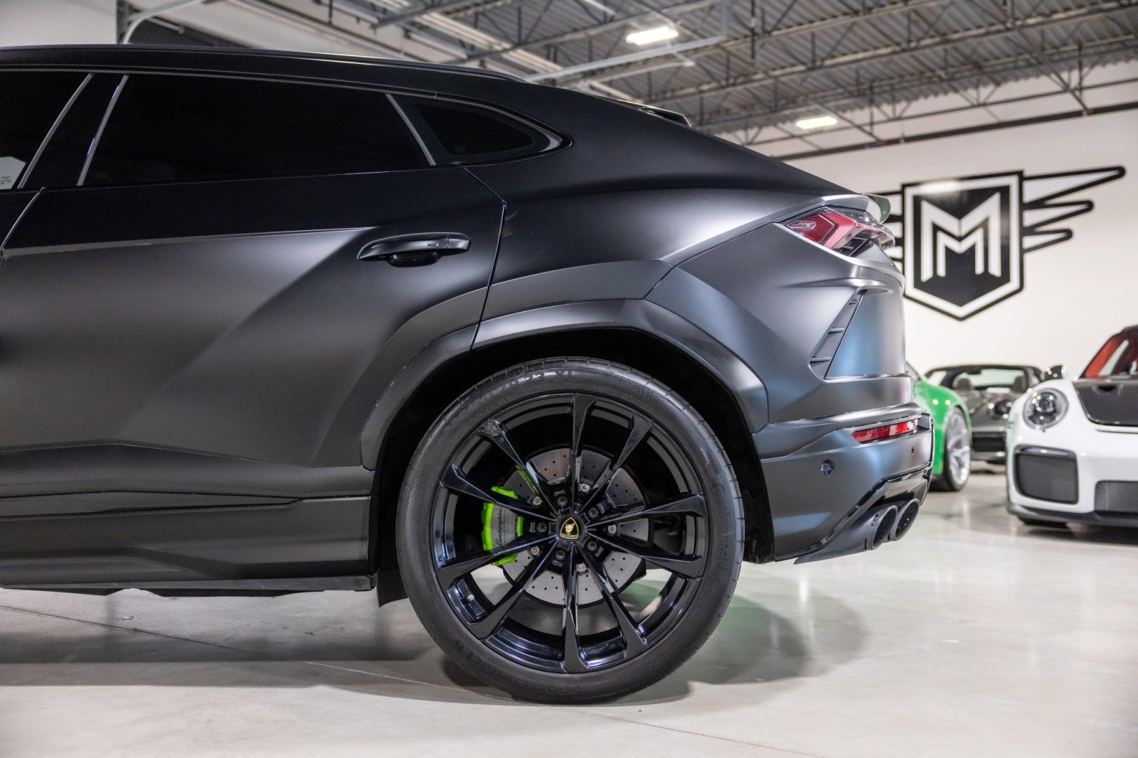 Used 2022 Lamborghini Urus image 16