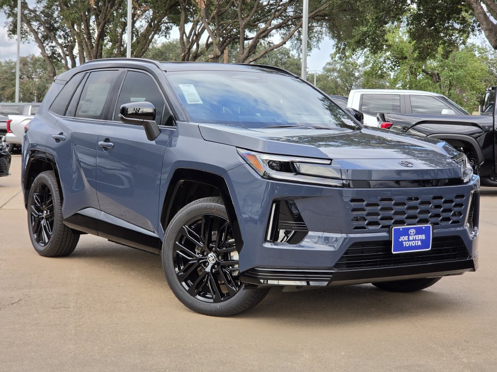 New 2026 Toyota RAV4 XSE AWD/4WD image 2