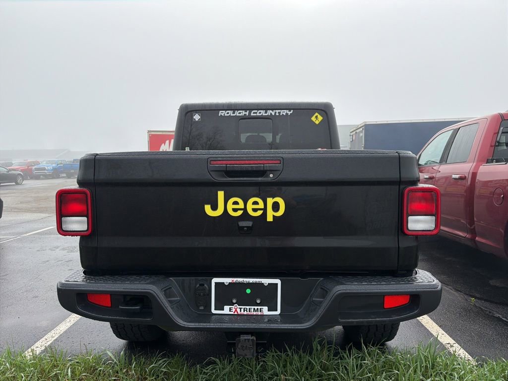 Used 2023 Jeep Gladiator Sport AWD/4WD image 7