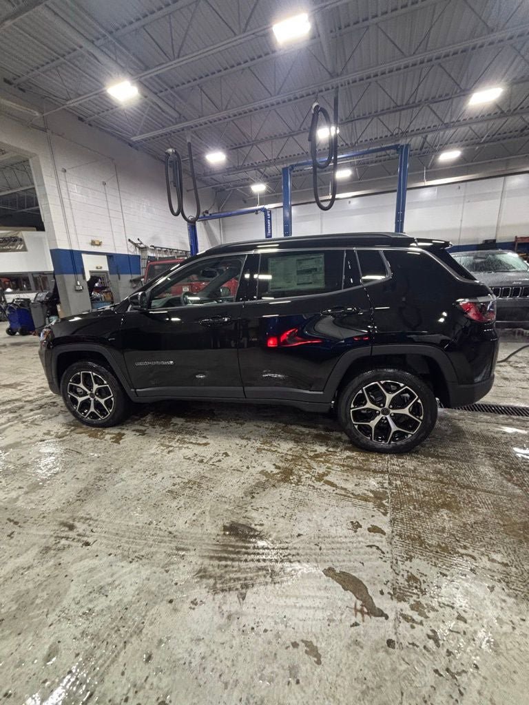 New 2026 Jeep Compass Limited w/ Sun, Sound & Navigation Group image 8