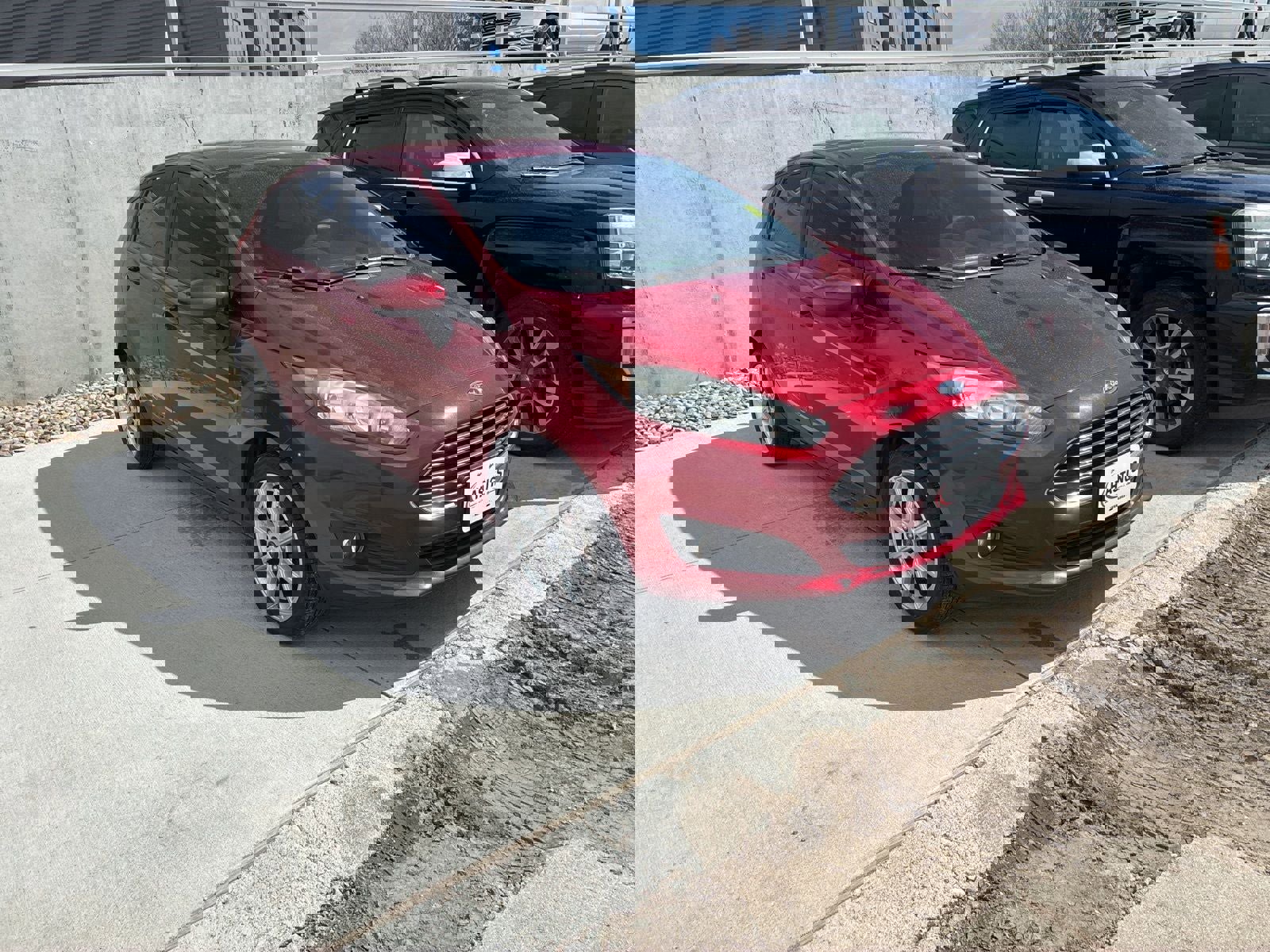 Used 2017 Ford Fiesta SE w/ Equipment Group 201A image 3