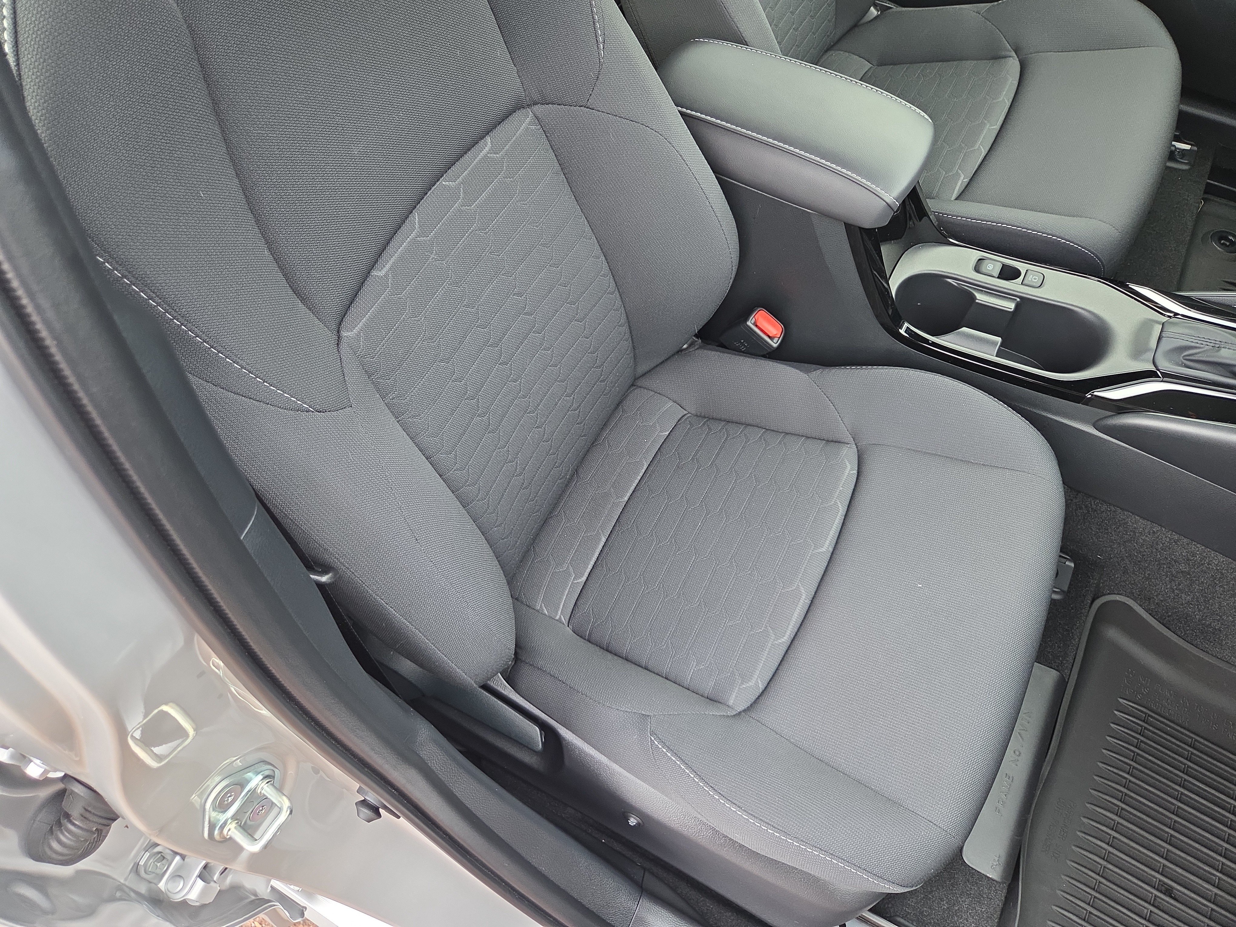 Certified 2025 Toyota Corolla SE FWD image 16
