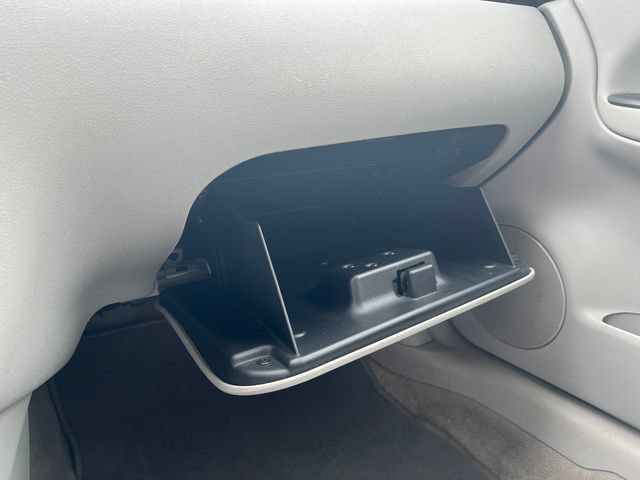 Used 2015 Chevrolet Impala LT w/ LT Sunroof Package FWD image 27
