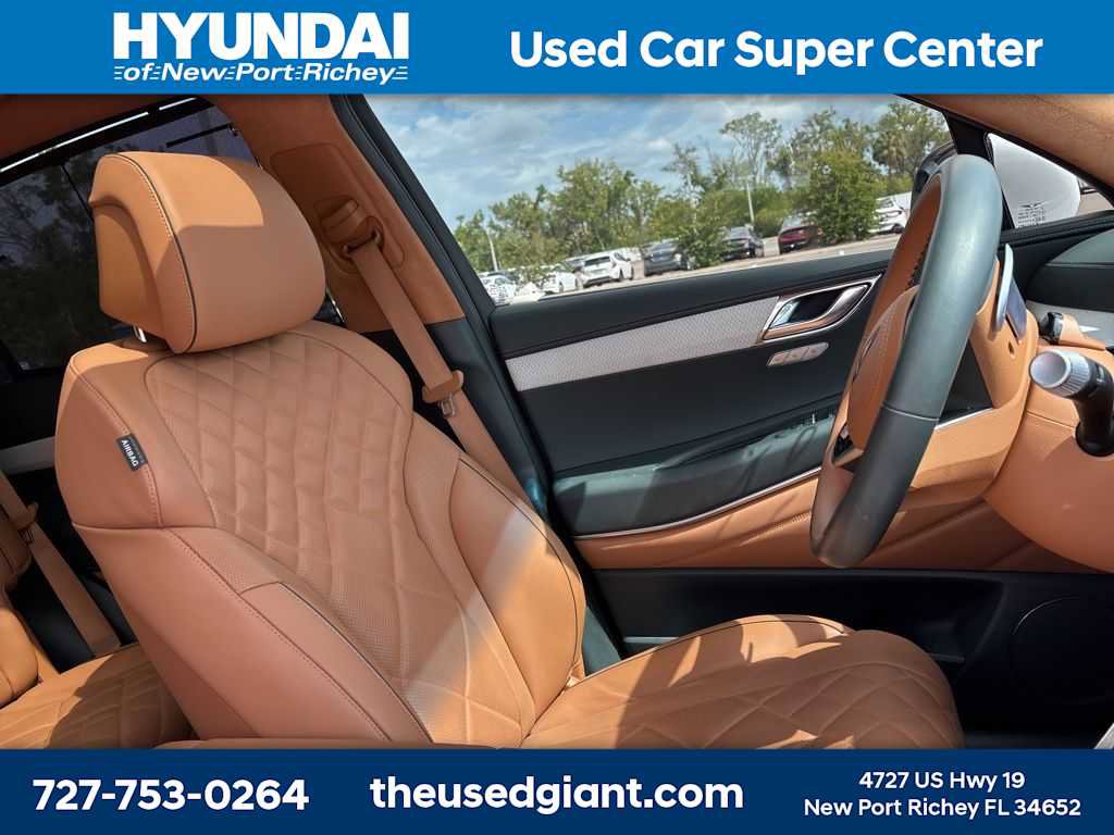Used 2025 Genesis GV80 3.5T Prestige image 8