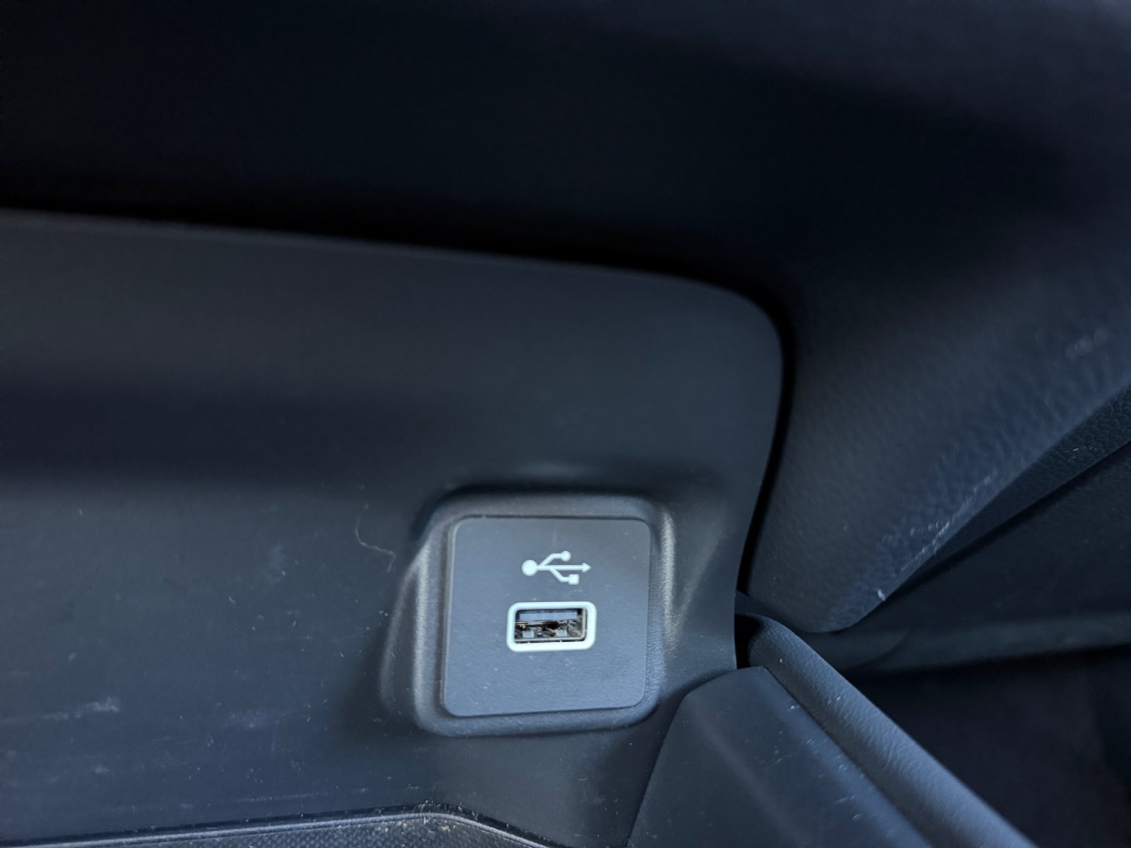 Used 2024 Honda HR-V LX image 31