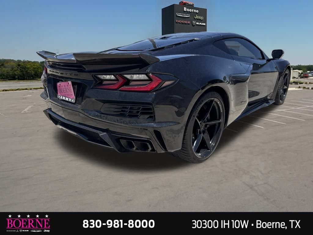 Used 2025 Chevrolet Corvette E-Ray w/ ZER Performance Package AWD/4WD image 9