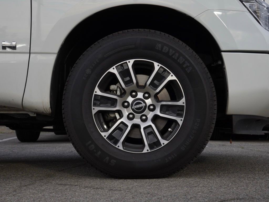 Certified 2023 Nissan Titan SV image 7