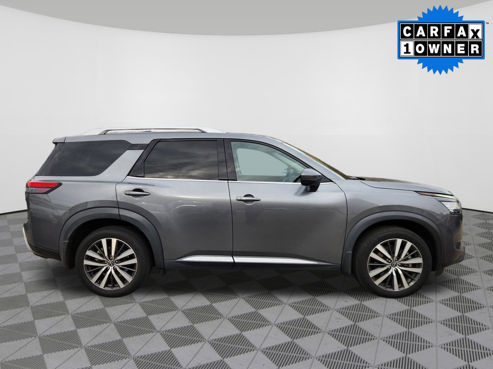 Certified 2022 Nissan Pathfinder Platinum image 6