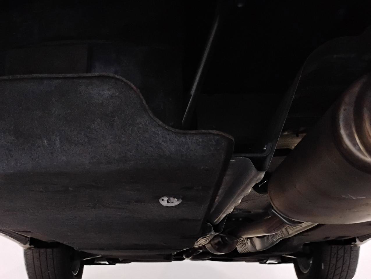 Used 2021 Toyota Highlander L image 99