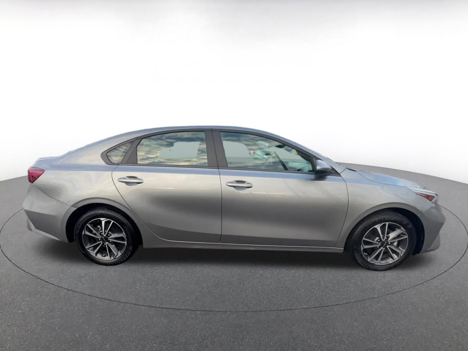 Used 2024 Kia Forte LXS image 16