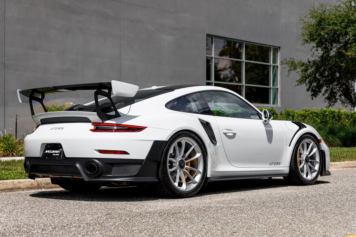 Used 2018 Porsche 911 GT2 RS w/ Weissach Package RWD image 14