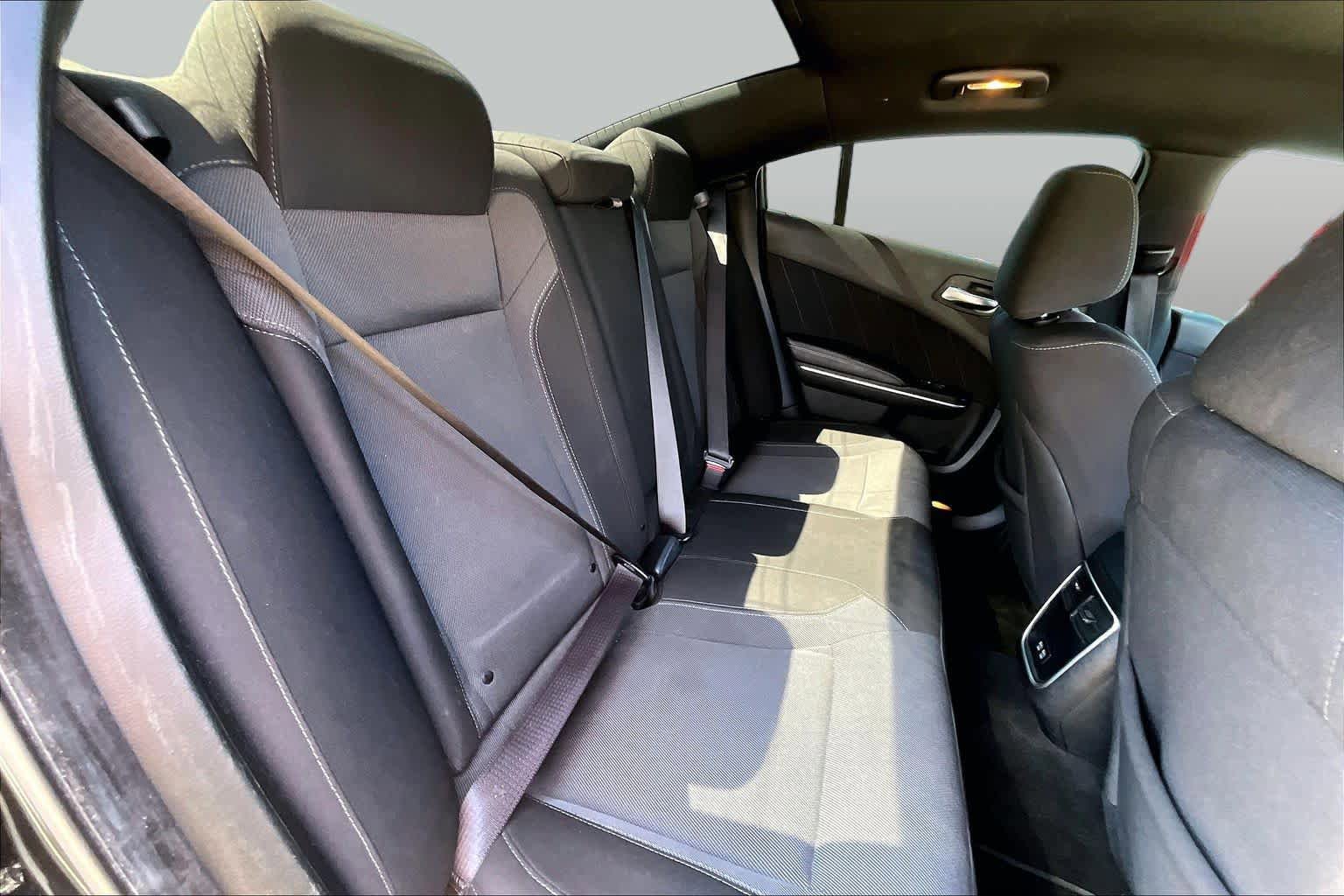 Used 2022 Dodge Charger SXT RWD image 19