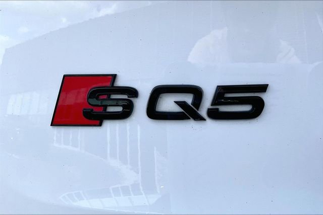 Used 2023 Audi SQ5 Premium Plus w/ Premium Plus Package image 24