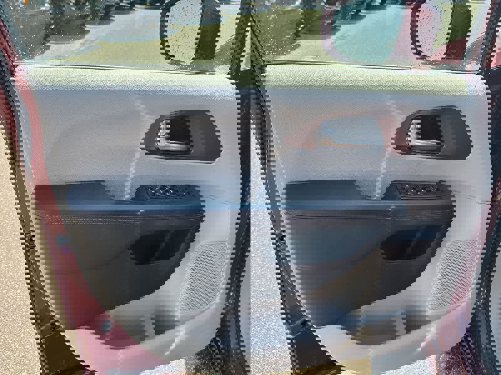 Used 2017 Chrysler Pacifica Touring-L Plus image 14