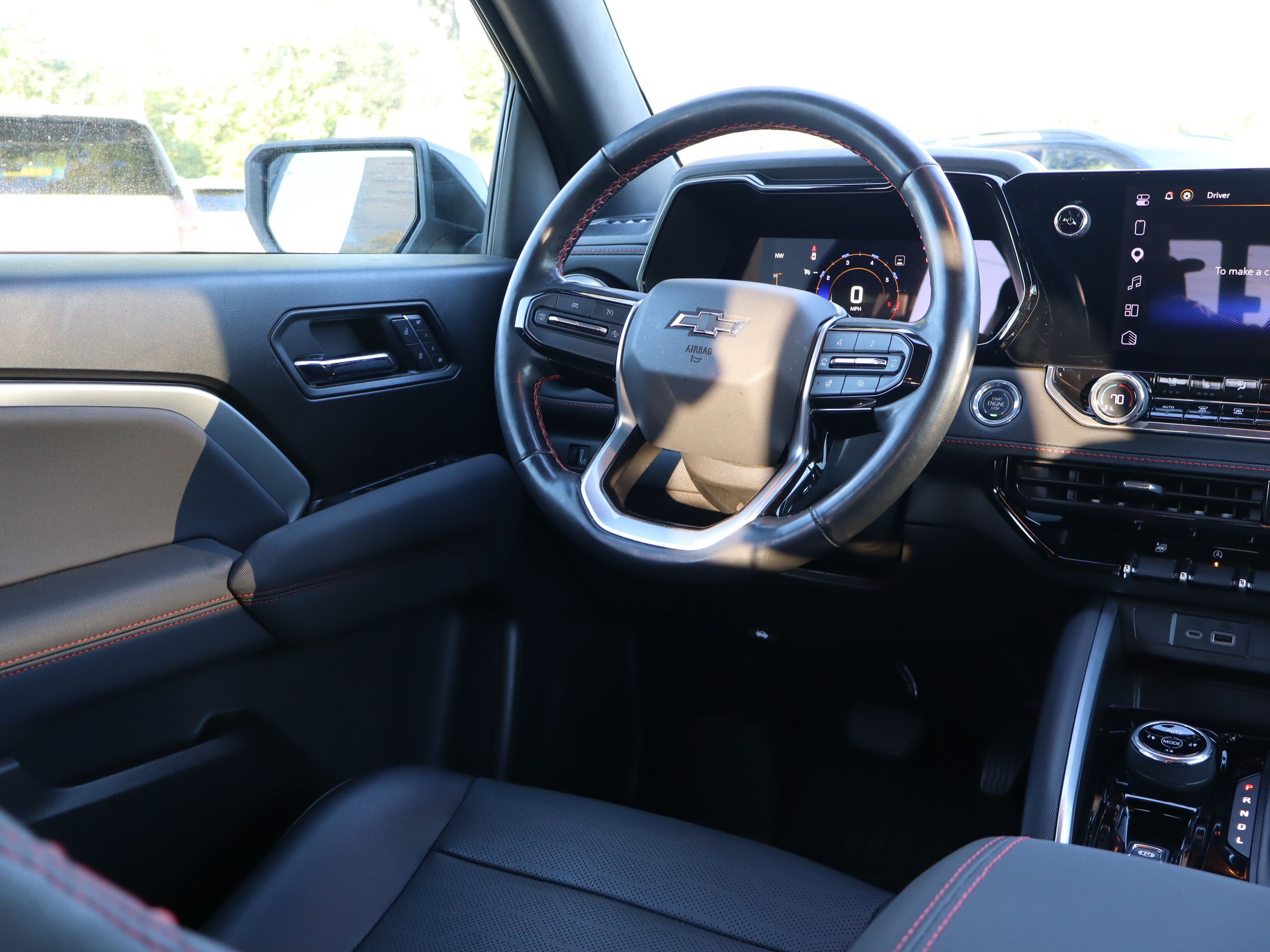 Used 2023 Chevrolet Colorado Z71 w/ Z71 Convenience Package 2 AWD/4WD image 13