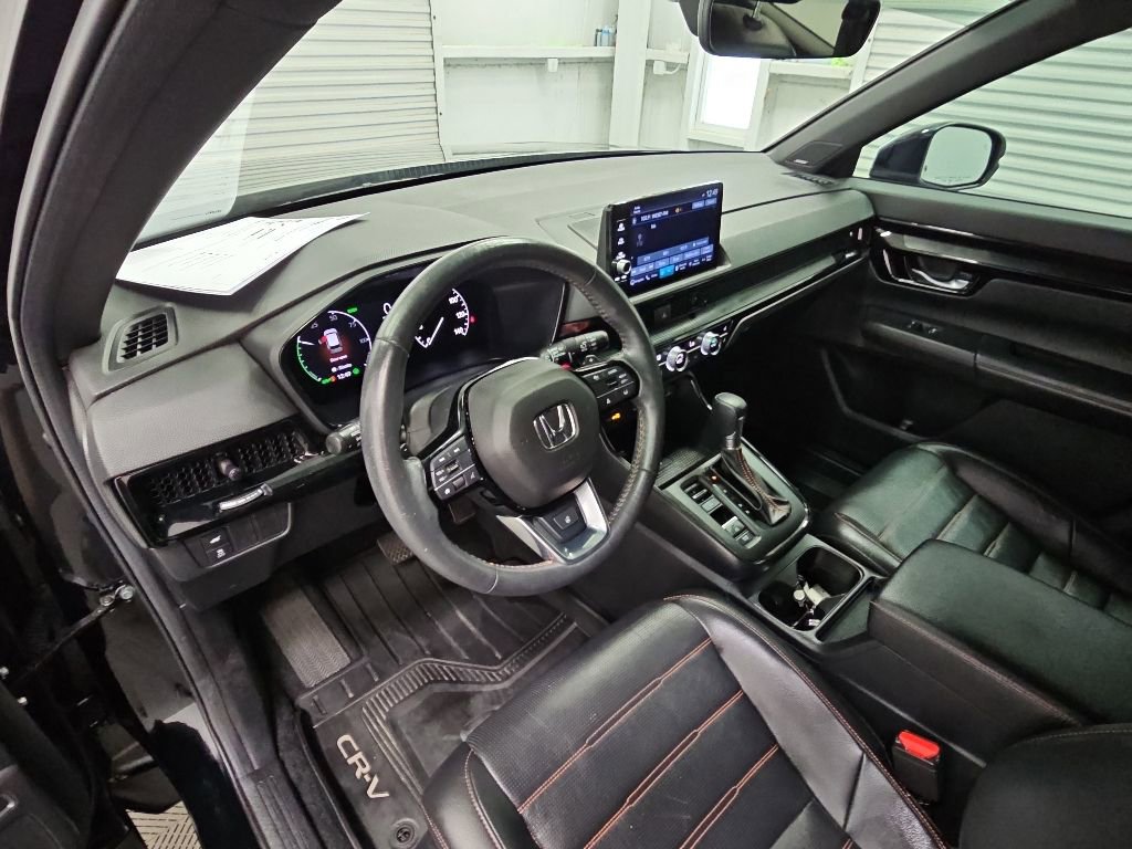 Used 2023 Honda CR-V Sport Touring image 11