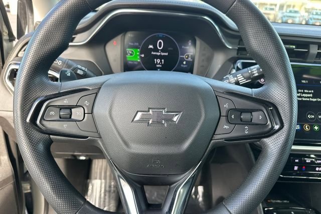Used 2023 Chevrolet Bolt EUV LT image 27