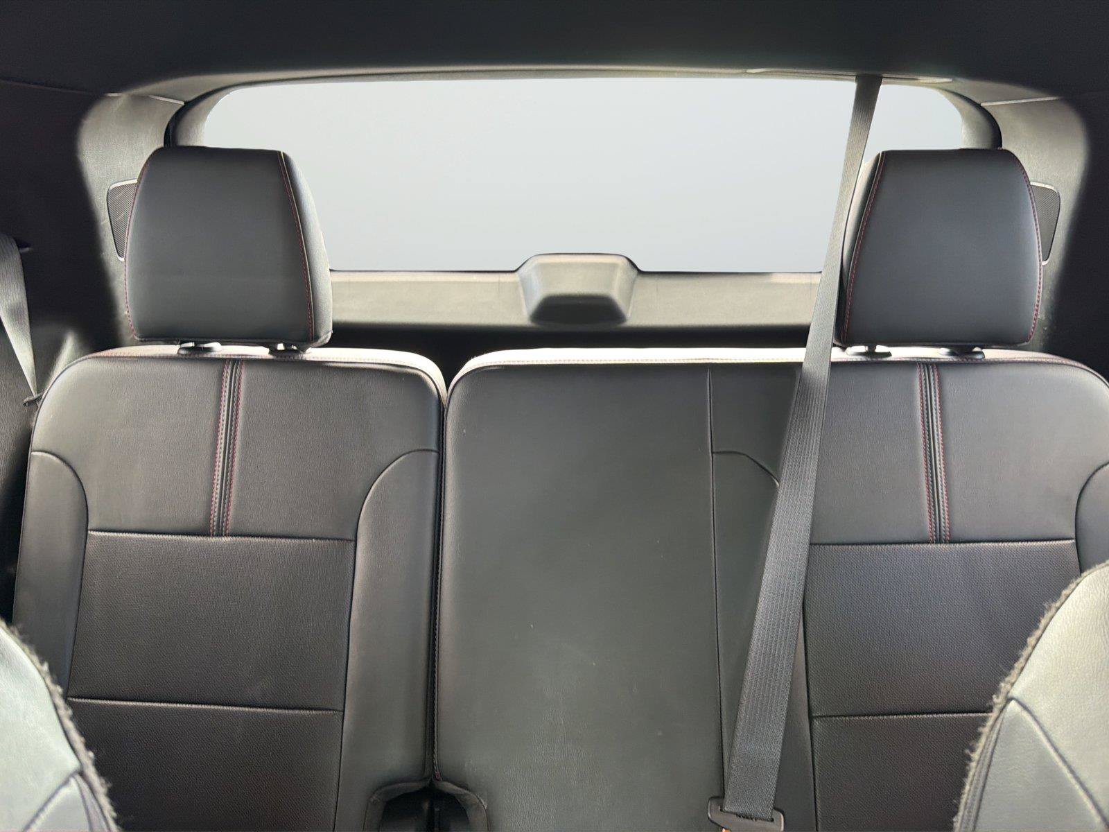 Used 2022 Chevrolet Traverse RS FWD image 23