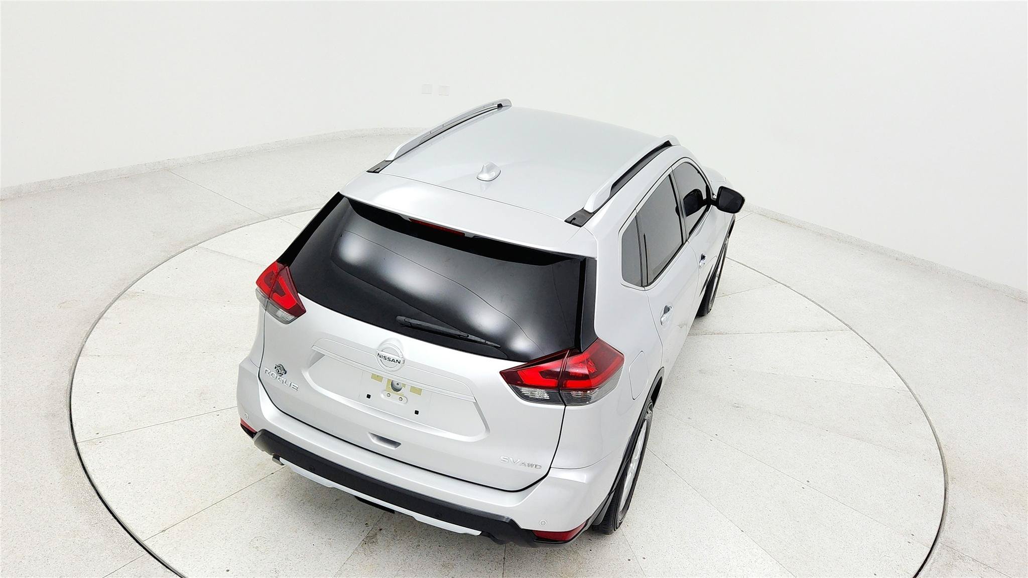 Used 2020 Nissan Rogue SV AWD/4WD image 39